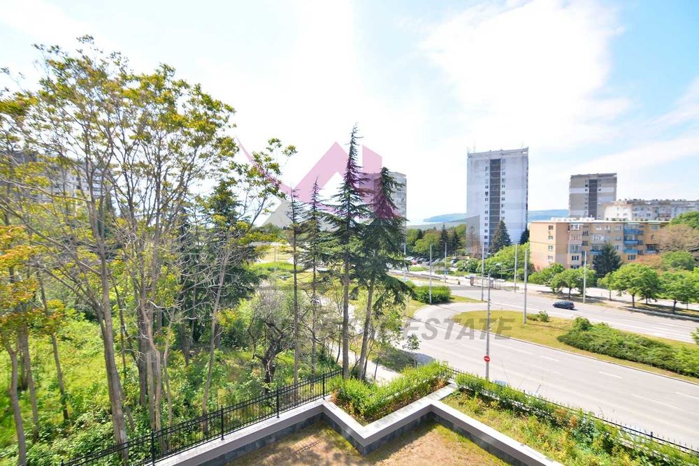 Продава се Тристаен апартамент в Варна, Бриз - 110 кв.м за 2319 €/кв.м - Снимка #7