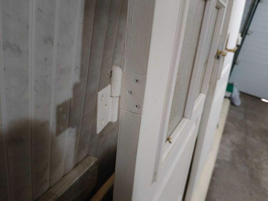 Двери межкомнатные 2 шт., белые