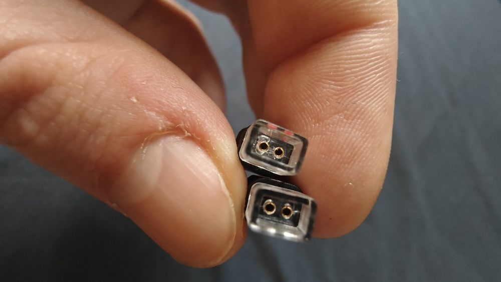 Adaptor căști MMCX tata --> 2 pin 0.78mm mama