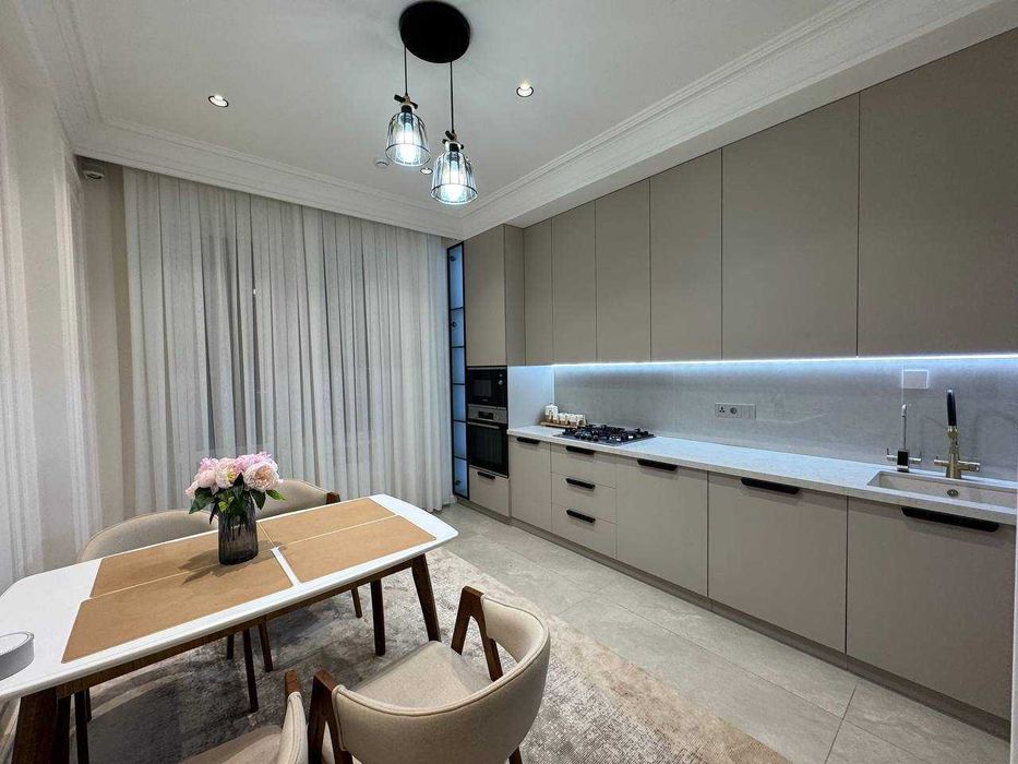 М158 СРОЧНО Продажа 3ком кв на Яккасарай ЖК Истанбул сити Piramit T