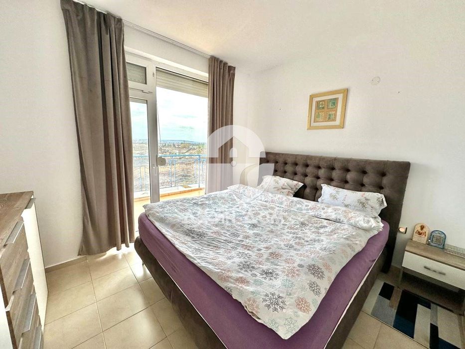 Просторен четиристаен мезонет в к-с Съни Дей 3, к.к. Слънчев бряг