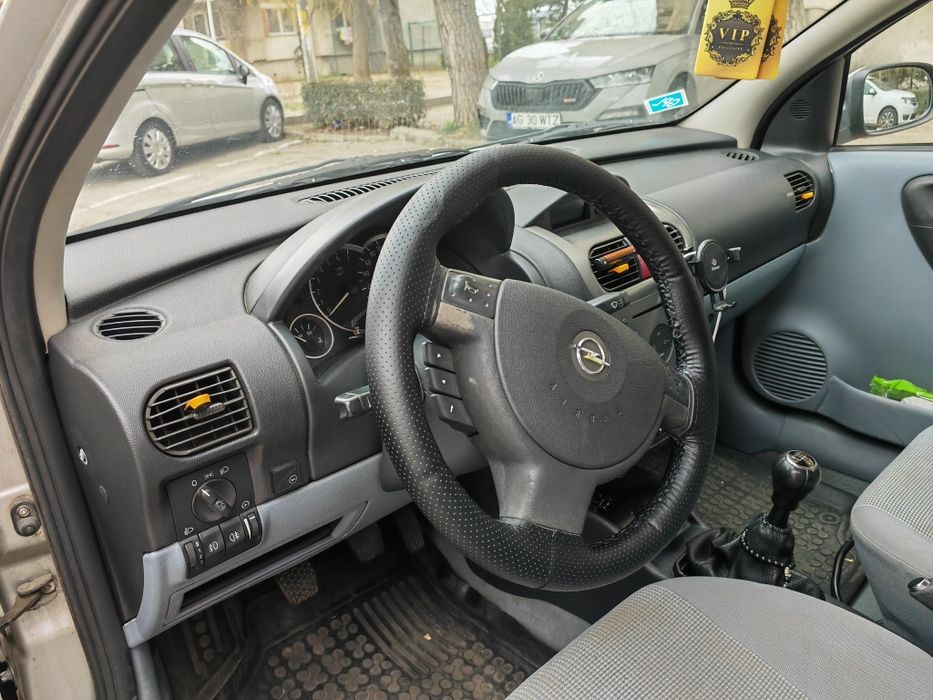 Opel Corsa 1.2 Benzină + GPL - An 2004 impecabilă