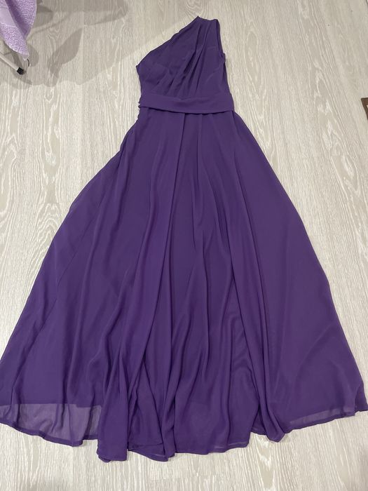 Официална рокля