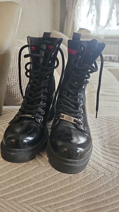 Дамски обувки номер 37