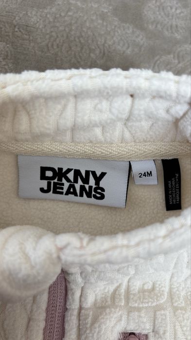 DKNY яке за момиче 18-24м.