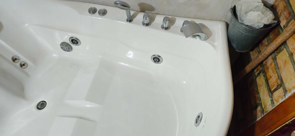 Жакузи двухместная