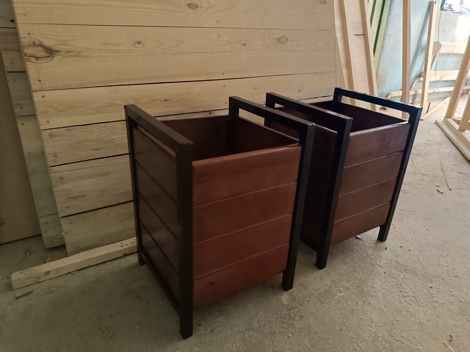 Лавочки с урнами