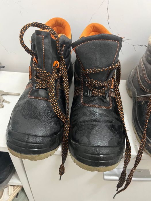 Родам сапоги хорошые качественный