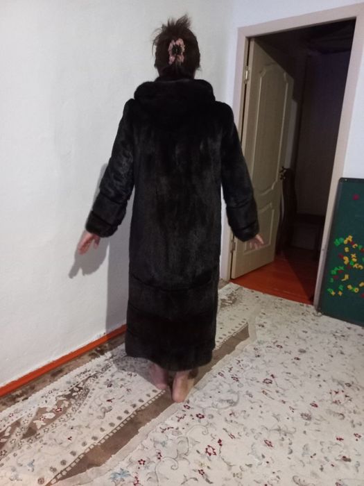 Продам норковую шубу б/у