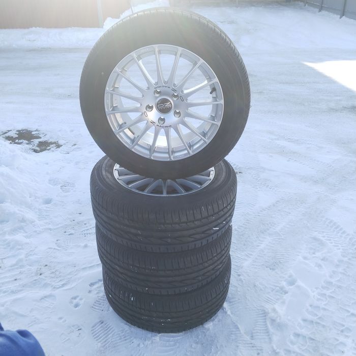 Продам диски с резиной оригинал