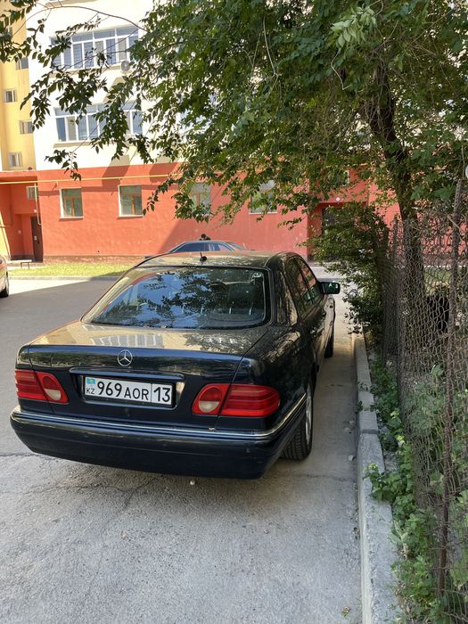 Mersedes-Benz E 280 , 1998 жылғы(торг есть хороший)