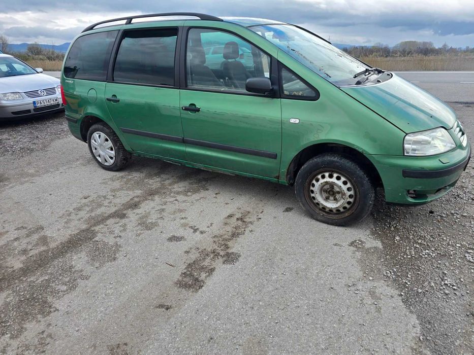 **САМО НА ЧАСТИ***  VW Sharan 1.9TDI, Automat

-