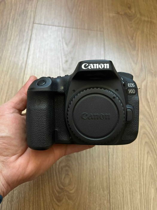 Aparat foto Canon EOS 90D defect, eroare 70