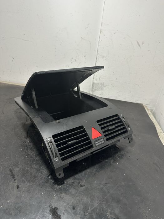 Sertar torpedou bord Volkswagen Vw Touran 1T1857921B