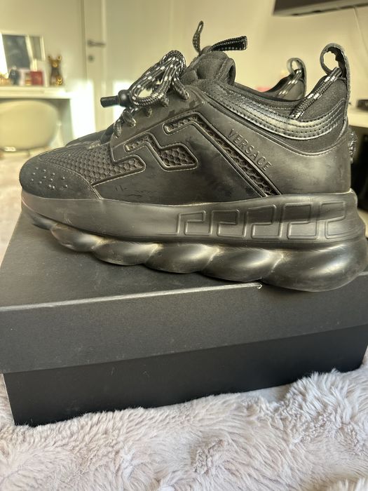 versace chain reaction