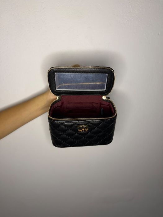 Geanta neagra chanel