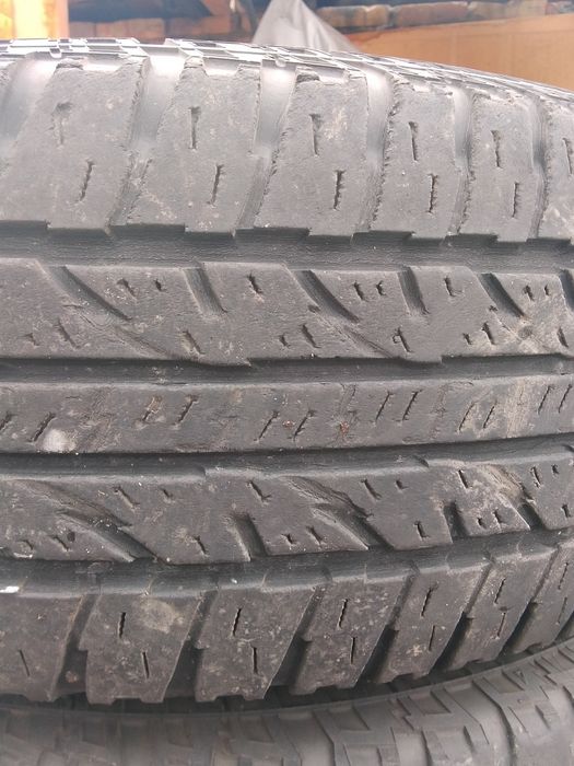 Продам комплект шин