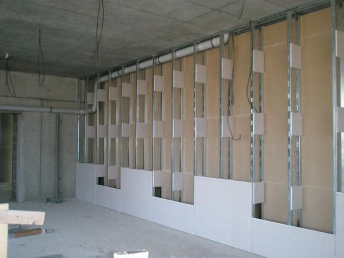 Боядисване ,шпакловане, гипсокартон, декоративни мазилки