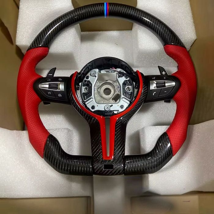 Volan BMW  F10 F12 F30 F32 F34 F45 F22 F39 F15 F16 F25 F26 M3 M5 M6
M