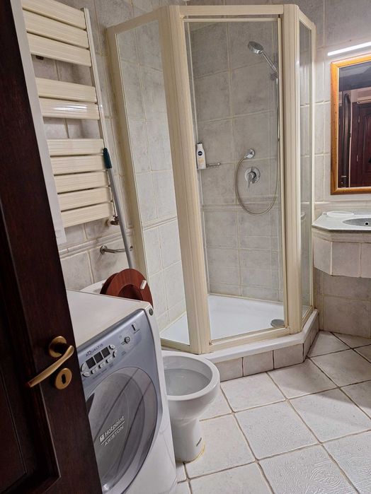 Inchiriez apartament spațios 100 mp, 3 camere + dining, Tribunal Iasi - blocurile tip vila - More