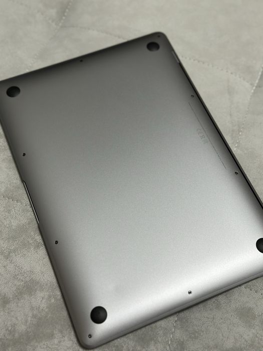 MacBook air 13  2020