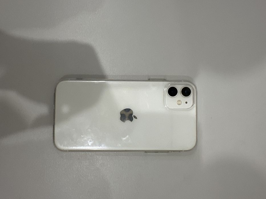 Продам iphone 11- 128 g