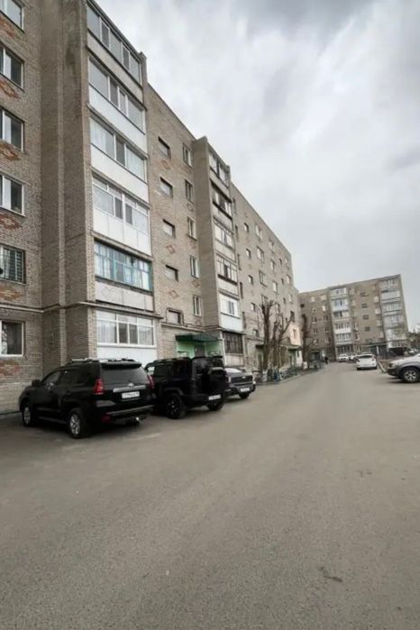 Четырехкомнатная квартира в Военном городке