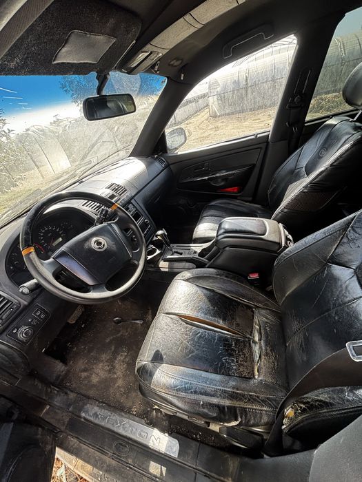 Vând sau dezmembrez rexton 2.7 diesel