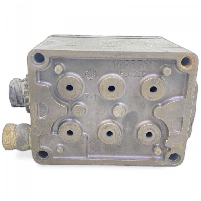 Valva solenoid Scania L,P,G,R,S 2447369 -Piese de schimb SCANIA