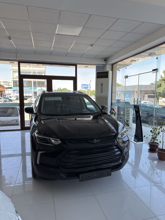Продается Tracker Premier 2023