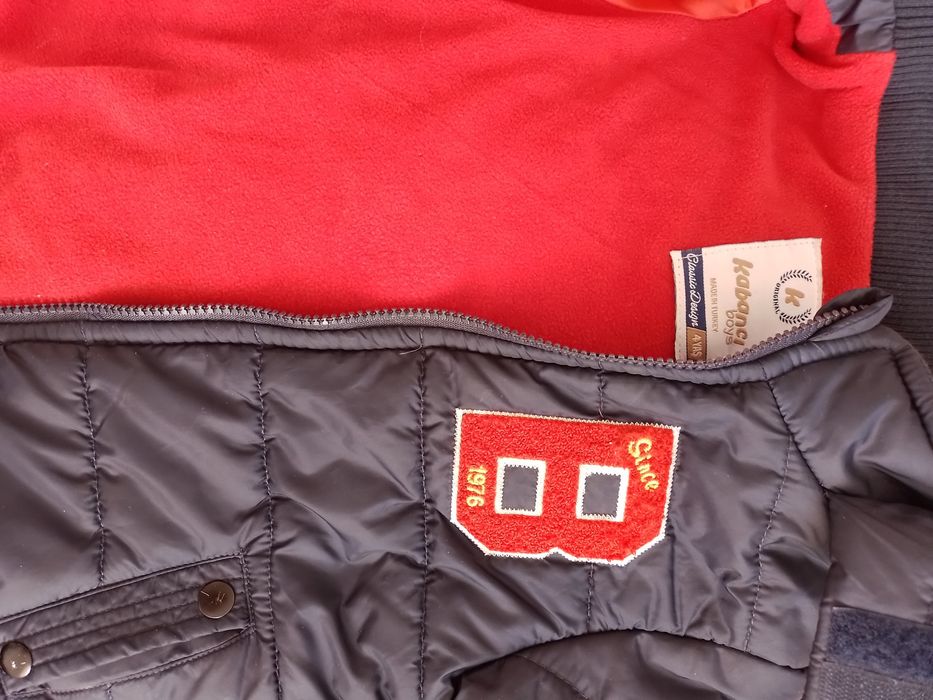 Продам детскую куртку