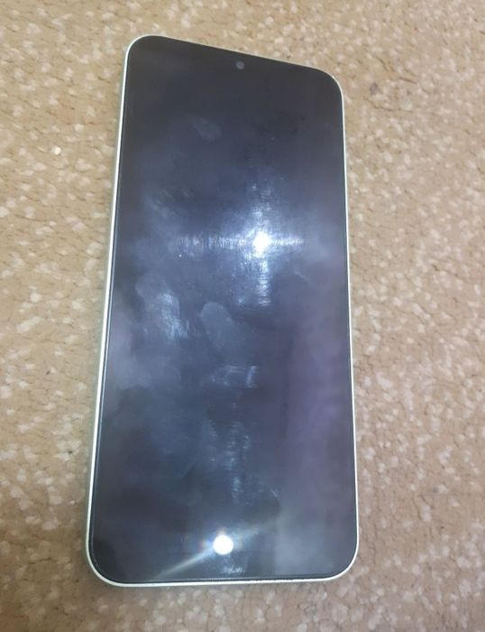 Samsung A14 sotladi