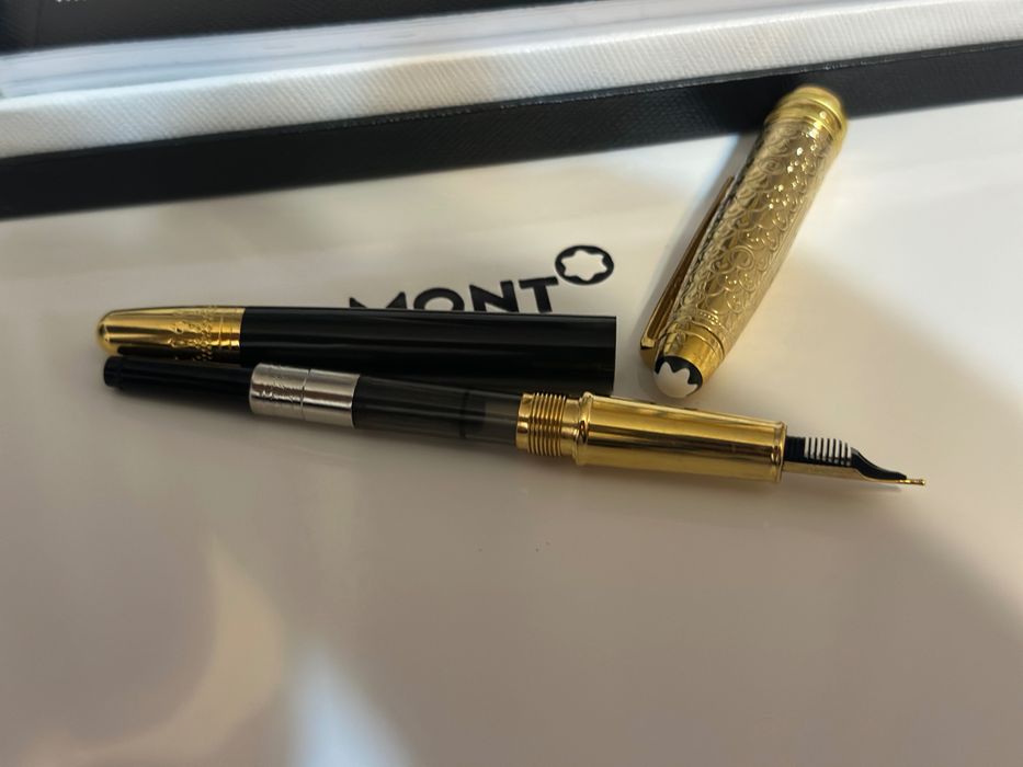 Stilou Montblanc Meisterstuck 100 years Origin Collection, negru/auriu