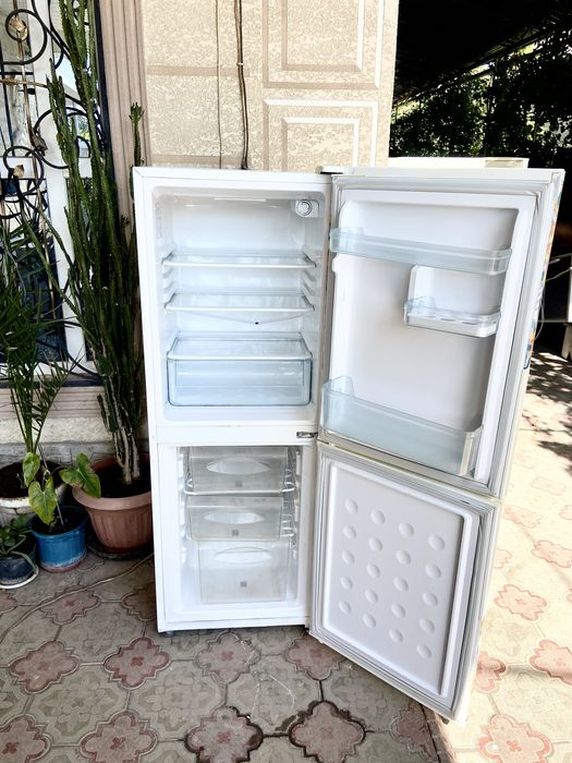 Продам Холодильник Самсунг с доставкой