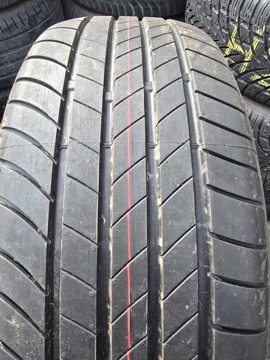 Anvelope Vara Noi Bridgestone 215 45 17
