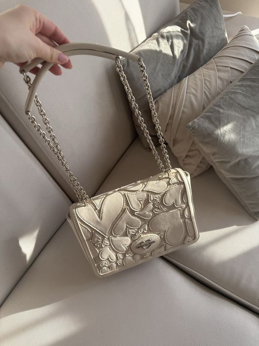 Чанта moschino бежова
