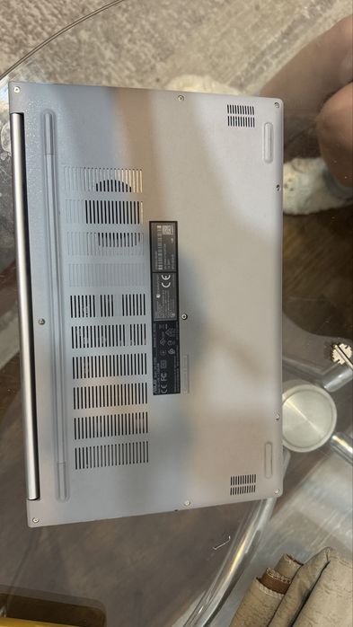 Asus vivobook 15 x1505Za