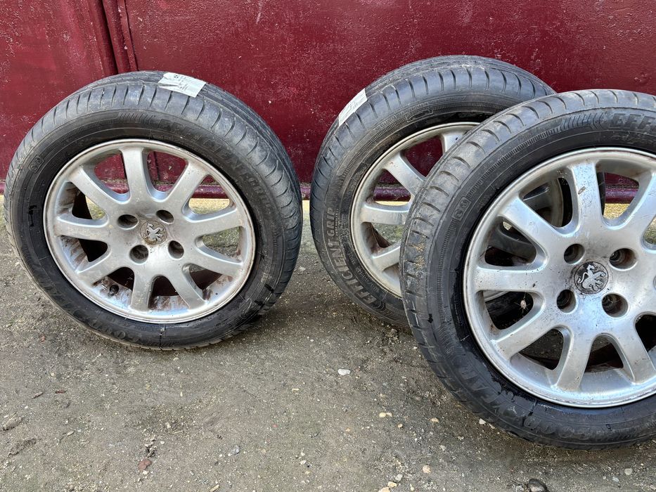 Cauciucuri si Jante Peugeot 195/55R15 (SUNT PATRU)