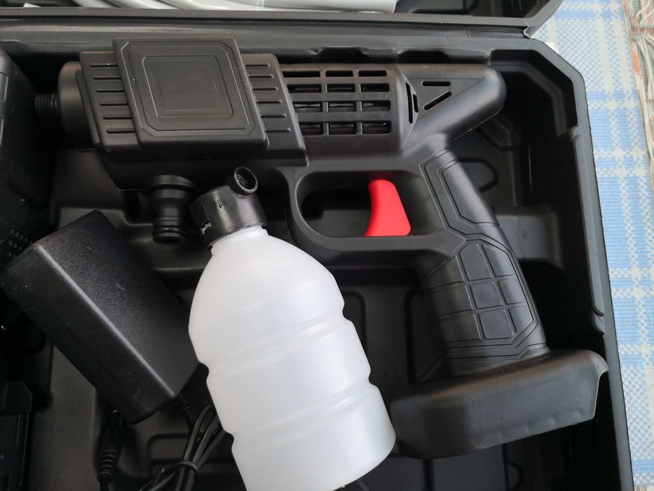 Dispozitiv de spalat cu presiune