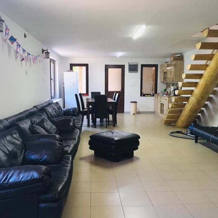 Cabana de inchiriat Camere de inchiriat