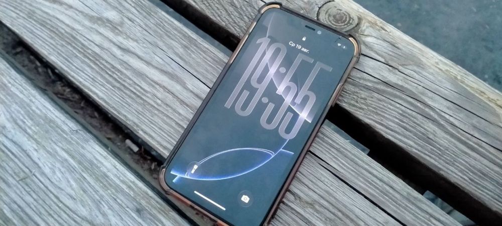 iPhone 11 (Face ID / TrueTone работают)