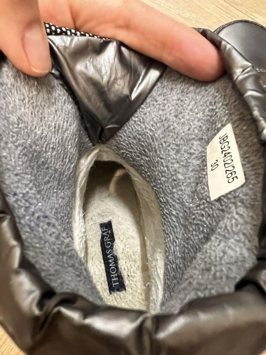 Продам зимние ботинки( дутики) 30 размер.