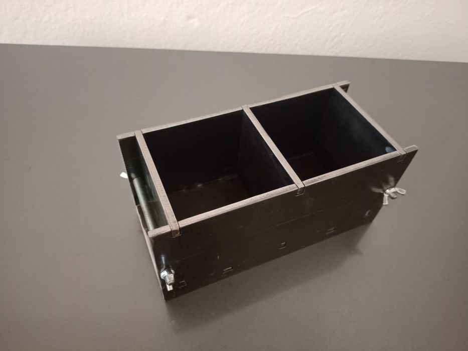 Формы для образцов бетона