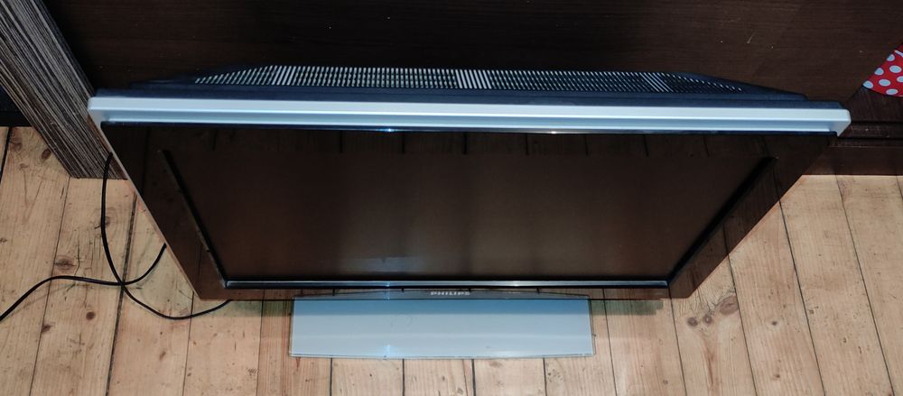 Телевизор PHILIPS 26PFL5322/12