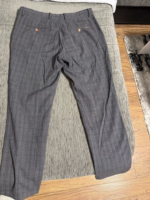 Спортно елегантен панталон Massimo dutti