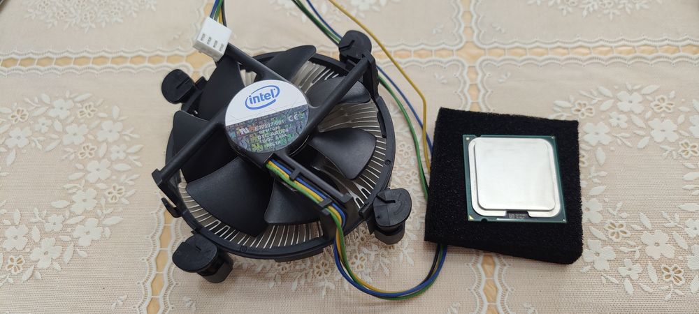 Vând Componente PC
