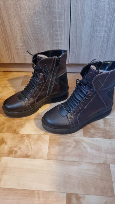 Ghete din piele pentru iarnă