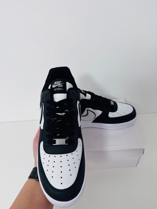 Nike sport Black&White