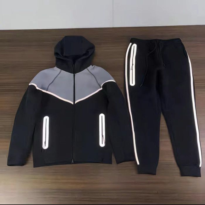 Nike tech fleece