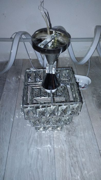 Люстры красивые очень